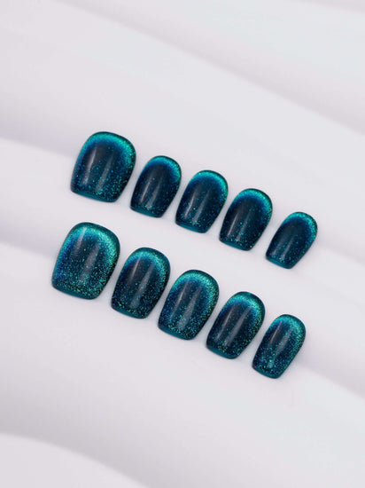 Press on nails, false nails, fake nails, acrylic nails, HeyxNails, short square 